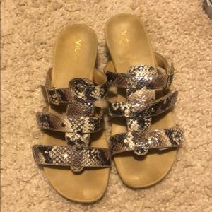 Vionic adjustable snake skin slip on 1 1/2” heel